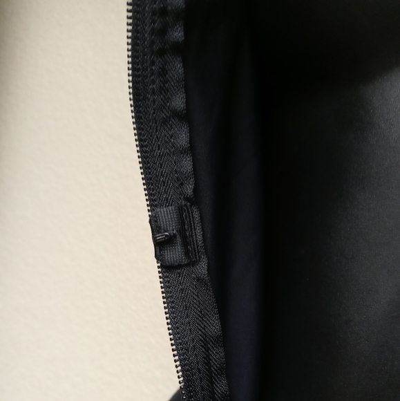 NWOT Leonisa Firm compression Body Shaper Size M - Picture 15 of 16